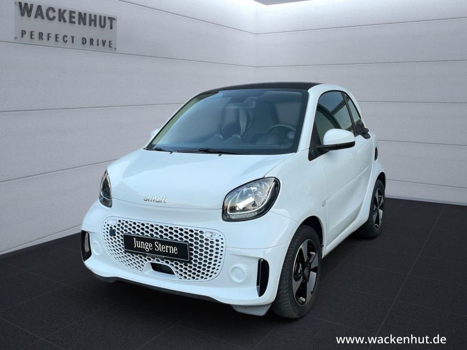 Smart fortwo EQ passion Cool & Audio 22kW-Bordlader Wi in Baden-Baden
