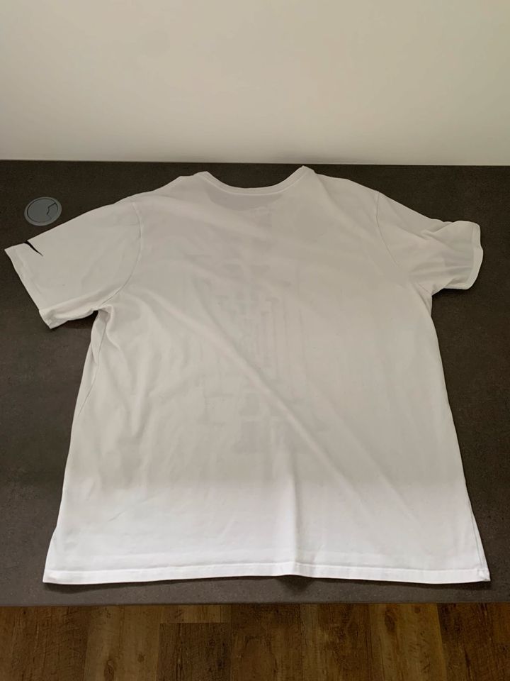 Nike Shirt XXL in Dürrlauingen