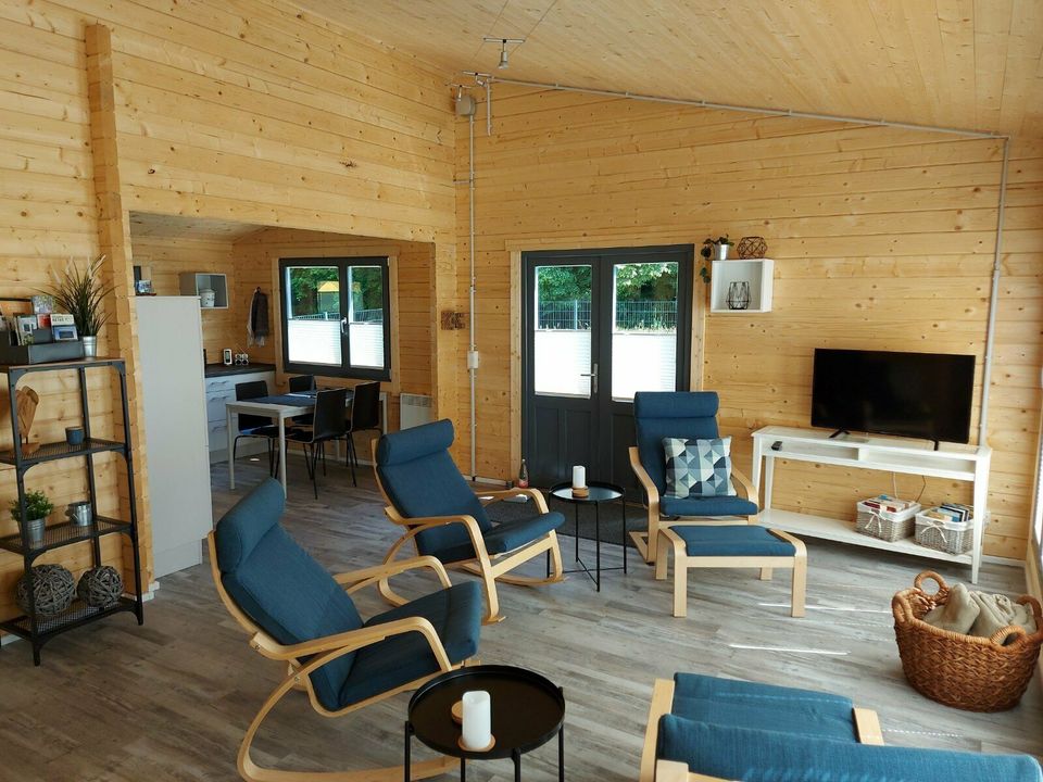 Vermiete Ferienhaus SARAHLITA mit Sauna im Westerwald Holzhaus in Nistertal