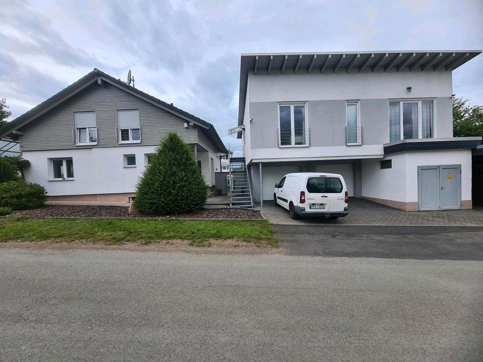 Einfamilienhaus mit Nebenwohngebäude,Zwei in einem! in Gladenbach