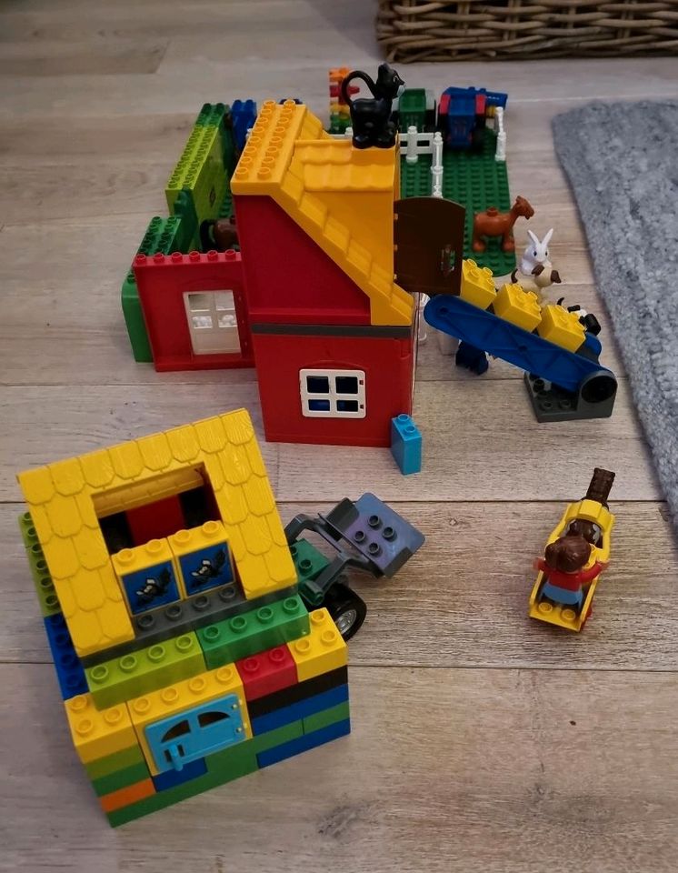 Lego Duplo Bauernhof,  Tiere, Traktor, Kuh, Schwein, Pferd in Bremen