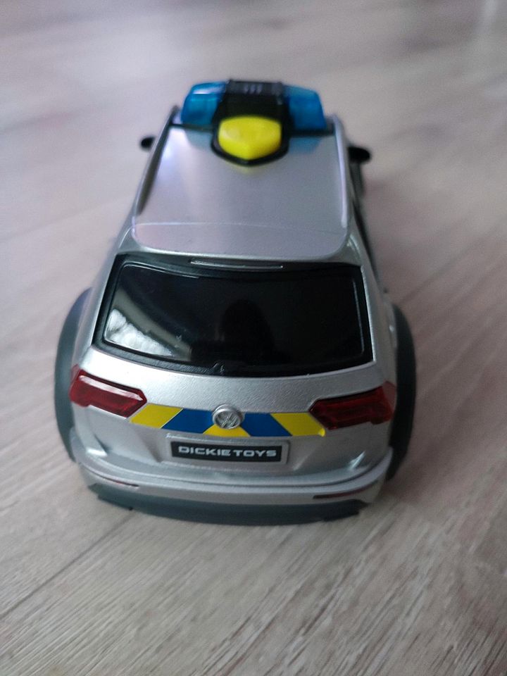 Dickie Toys Polizeiauto Tiguan Licht und Sound 25cm in Großhansdorf