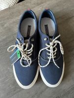 Tommy Hilfiger Sneaker / Schuhe ungetragen (neu) Gr. 45 Hessen - Nidderau Vorschau