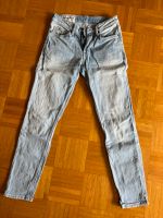 Jeanshose H&M Regular tapered Gr 29/32 Niedersachsen - Meppen Vorschau