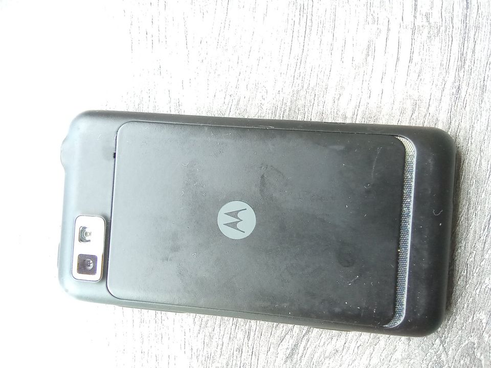 Motorola XT 615 Android Version 2.3.7 ohne Zubehör in Wesseling