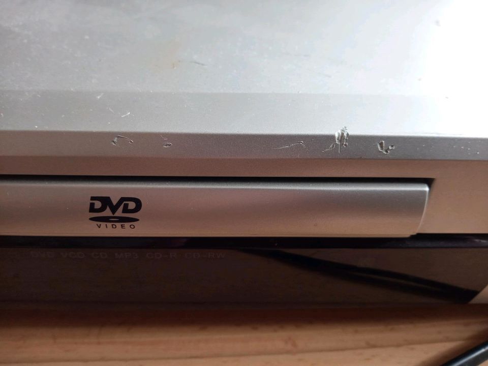 DVD Spieler, CD Spieler, CD-R, MP3, VCD, CD-RW in Königsbach-Stein 