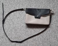 Damenhandtasche Umhängetasche Leder 26 x 17 cm beige / schwarz Thüringen - Bad Sulza Vorschau