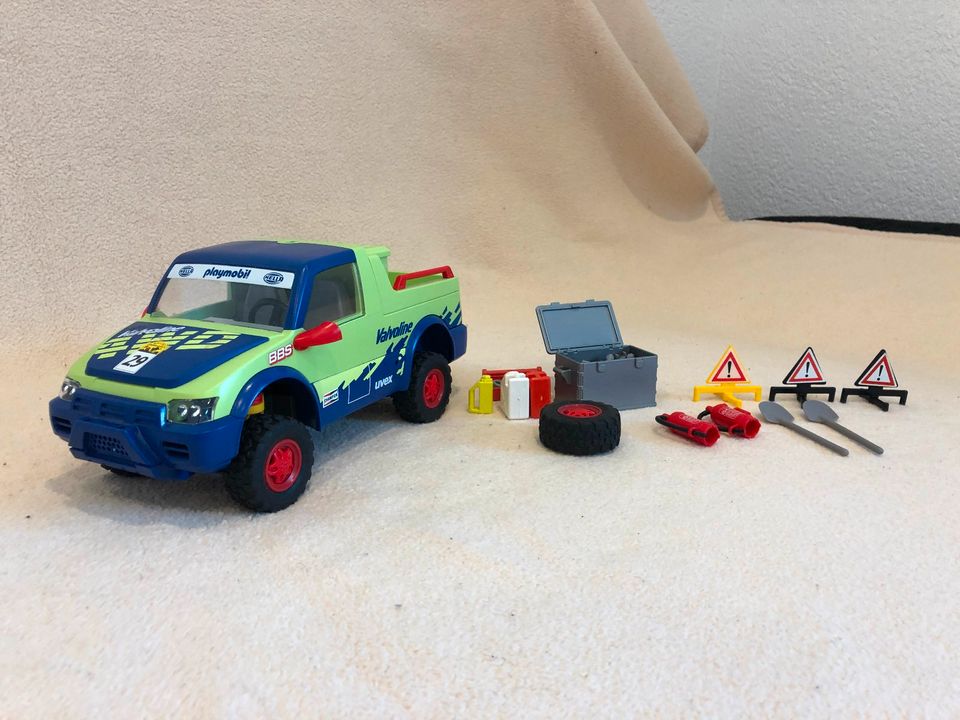 Playmobil Geländewagen in Mengen