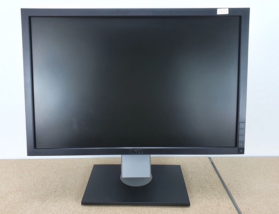 Dell P2210f Monitor 22'' 1680x1050 Bildschirm DPort DVI VGA in Fellbach