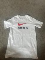 Nike T-Shirt neu weiß Kinder Mädchen Junge 146 152 158 Köln - Weidenpesch Vorschau