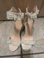 Pumps weiß Köln - Kalk Vorschau