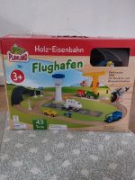 Holz Eisenbahn Flughafen Playland Spielzeug Nordrhein-Westfalen - Neuss Vorschau