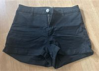 H&M DIVIDED KURZE SHORTS - SCHWARZ - 34/36 - TOP Baden-Württemberg - Marbach am Neckar Vorschau