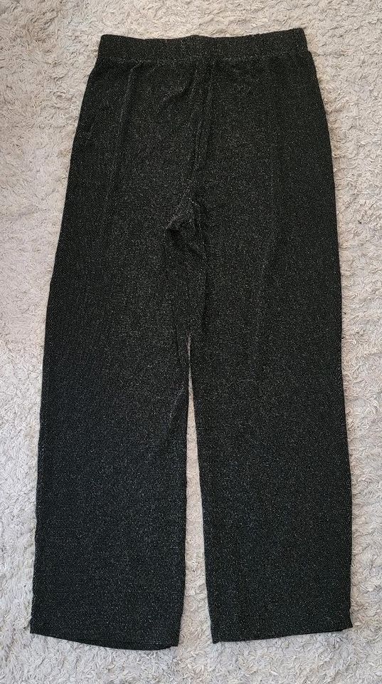 NEU - H&M schwarze Hose Schlupfhose Damen Gr M in Birkenwerder