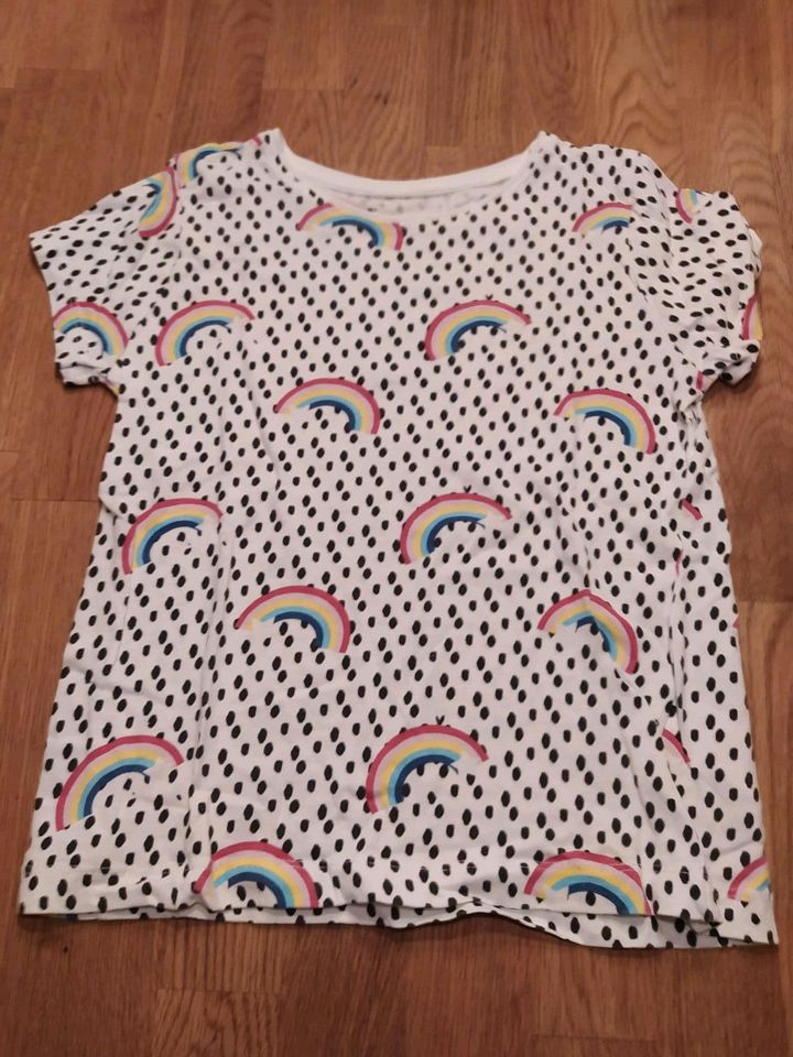 Primark T-Shirt Regenbogen in Hamburg