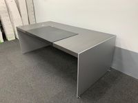 Renz Size Schreibtisch Arbeitstisch 200x75cm in grau Hessen - Offenbach Vorschau
