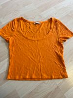 T-Shirt Orange - leicht gecropped - Größe M Sendling - Obersendling Vorschau