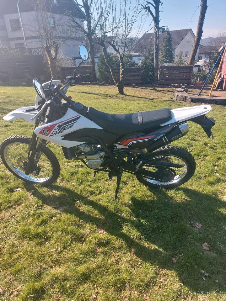 Yamaha WR 125 R Austauschmotor vor 9.500km in Olpe