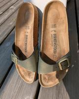 Birkenstock Madrid 40 grün gold metallic Niedersachsen - Wolfenbüttel Vorschau
