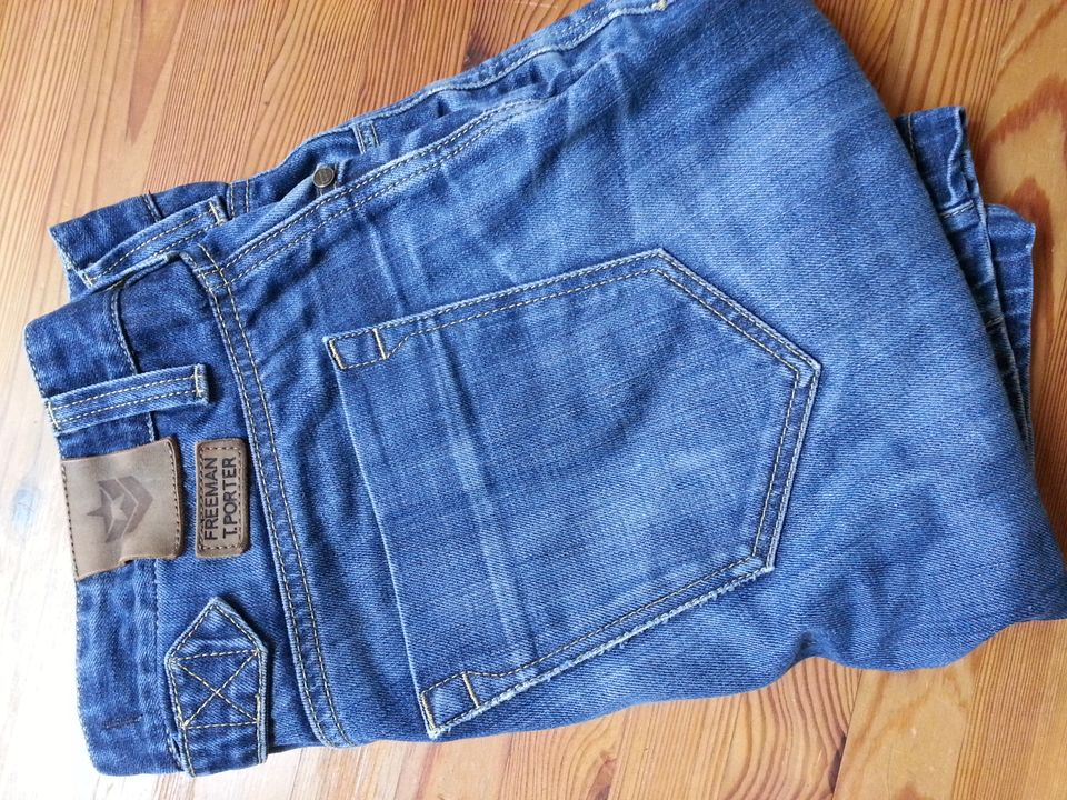 Freeman T. Porter Vintage Style JEANS Button blue denim Size: 31 in Osterholz-Scharmbeck