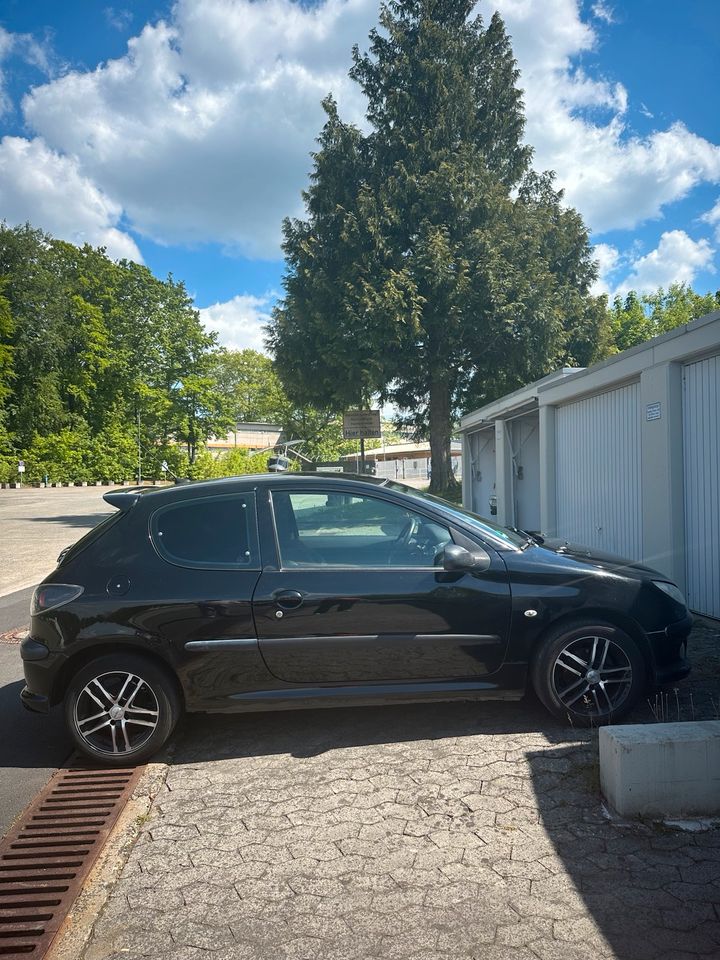 Peugeot 206 in Stadtallendorf