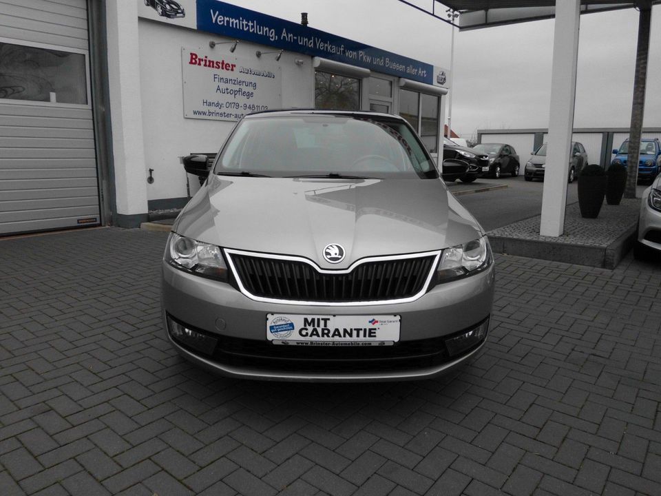 Skoda Rapid 1.6 TDI Sport 1.HAND,PANORAMA,SHZ,PDC,TEMP in Gronau (Leine)