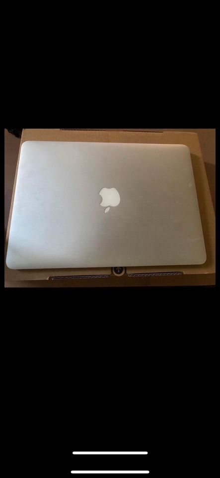 Apple MacBook Notebook Laptop PC in Hilgertshausen-Tandern