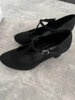 Pumps Damenschuh Gr. 37 wie Neu mit original Verpackung Nordrhein-Westfalen - Neuss Vorschau