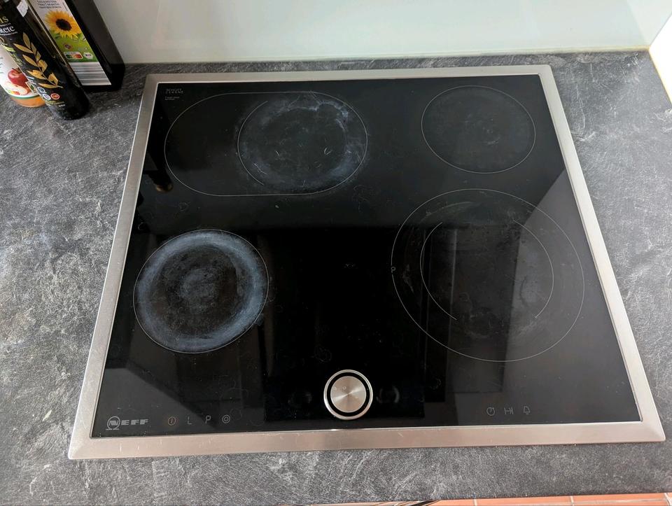 komplett küche, Ofen, Spülmaschine, Waschbecken zum verkauf in Köln