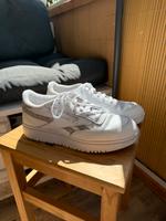 Schuhe Reebok Classic weiß Leo Gr. 42 SneakerDamen Rheinland-Pfalz - Andernach Vorschau