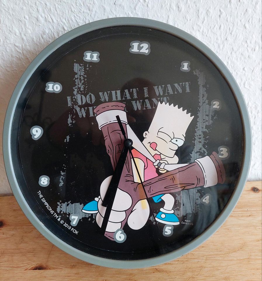 Simpsons Uhr in Gröditz