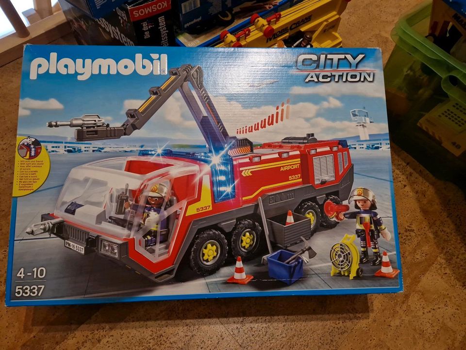 Feuerwehr Playmobil 5337 mit Licht und Sound OVP in Schonungen