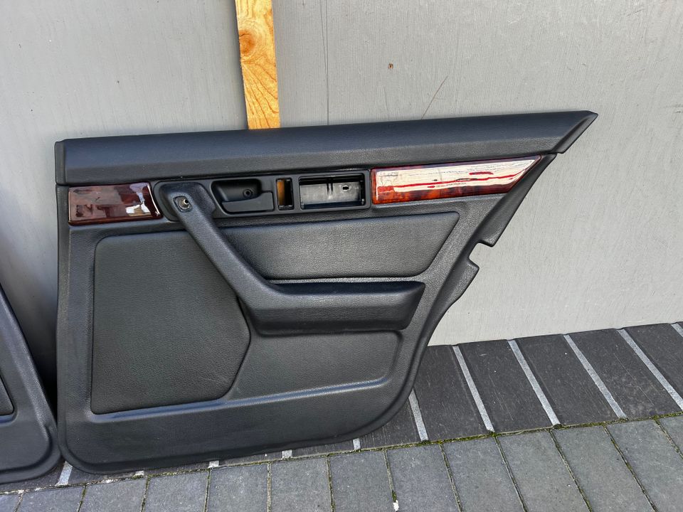 BMW e34 Interieurleisten Holz und Tür Papen in Rastede