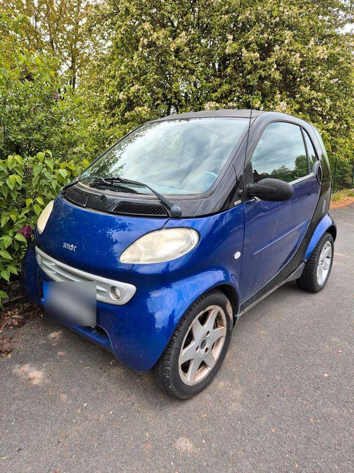 Smart fortwo 450 MCC in Trendelburg