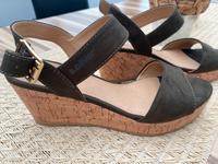 Wunderschöne Sandalen  Gr. 39 von s.Oliver NEU und ungetragen Rheinland-Pfalz - Zornheim Vorschau