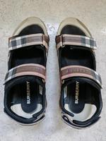 Originale Burberry Arthur Sandalen Gr. 43, Artikelnr. 8063588 Nordrhein-Westfalen - Bergneustadt Vorschau