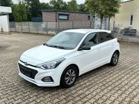 Hyundai i20 YES!*Navi*PDC*Kamera*Apple*8-Fach*2.Hand* Nordrhein-Westfalen - Langerwehe Vorschau