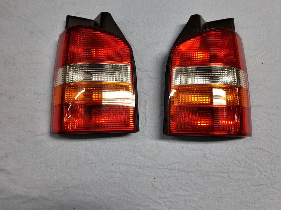 VW T5 Rückleuchten Rücklicht 7H0945095G 7H0945096G links rechts in