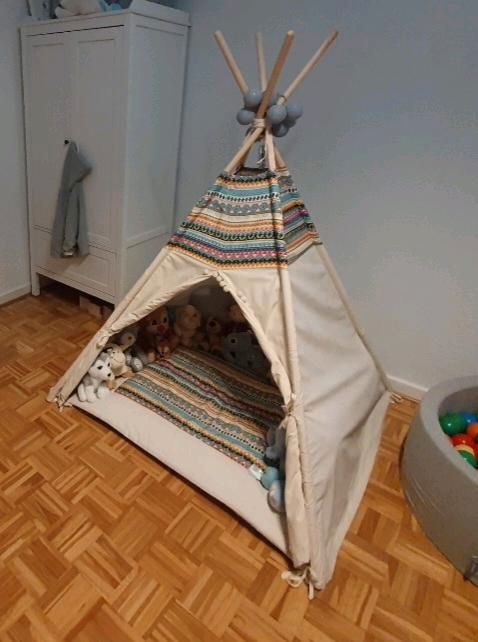 Kinder Tipi / Spielzelt in Hamburg