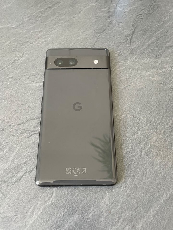 Smartphone Google Pixel 7a in Potsdam