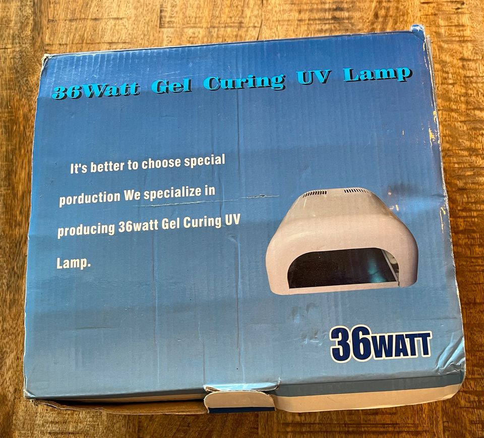 36 Watt Gel Curing UV Lamp in München