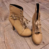 Stiefeletten hellbraun Gr. 36 Nordrhein-Westfalen - Bottrop Vorschau