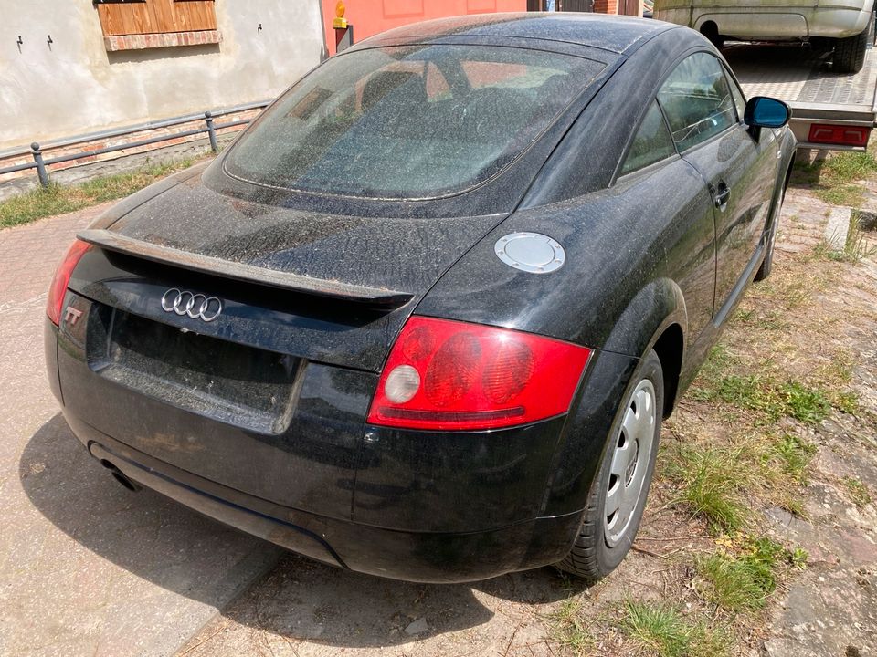 Audi tt 8n Coupé bj 1999 Auto läuft gut trotz km in Oderberg (Mark)