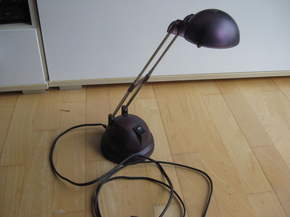 Schreibtischlampe * lila * Leuchte Büro Kinderzimmer * Einbeck in Einbeck