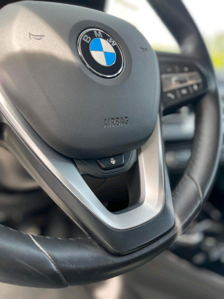 BMW 118 2020  Checkheft gepflegt in Remscheid