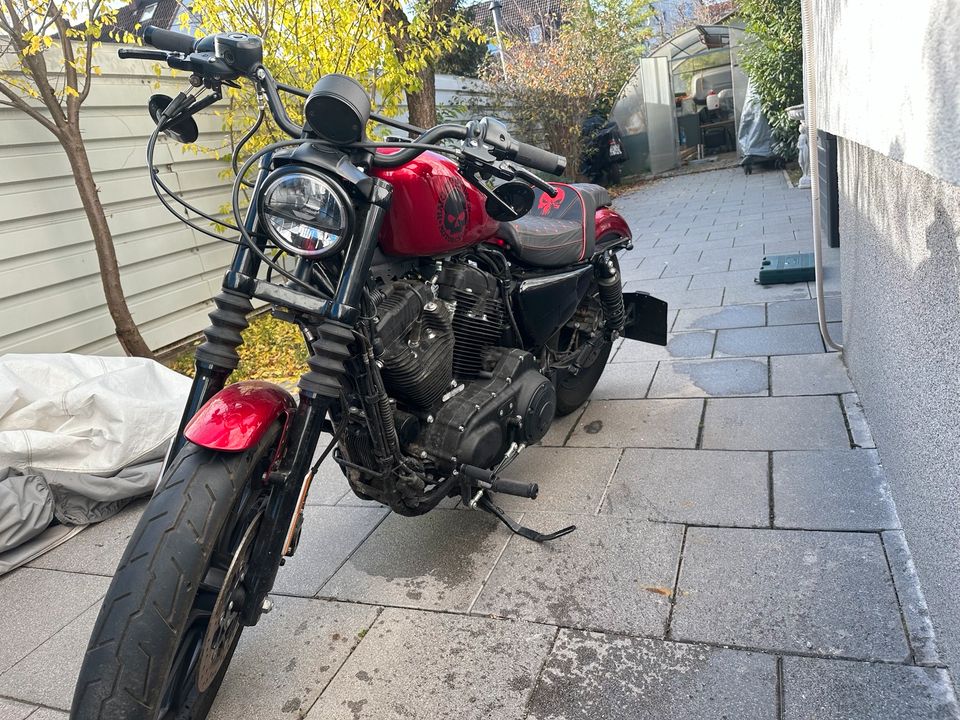 Harley Davidson Iron 1200XL in Stuttgart