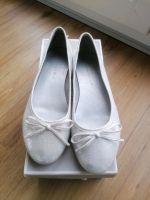 Brautschuhe Ballerinas Tamaris Gr. 38 silberweiß Hochzeit Bayern - Stephansposching Vorschau