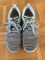 Nike Sneaker 38,5 Baden-Württemberg - Sindelfingen Vorschau