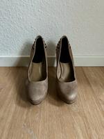 NEU High Heels Wildlederimitat & Strass | Gr. 40 | beige Niedersachsen - Hemmingen Vorschau