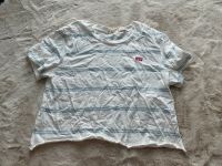 Levi’s T-Shirt weiß hellblau gestreift gecroppt Gr. M Friedrichshain-Kreuzberg - Friedrichshain Vorschau